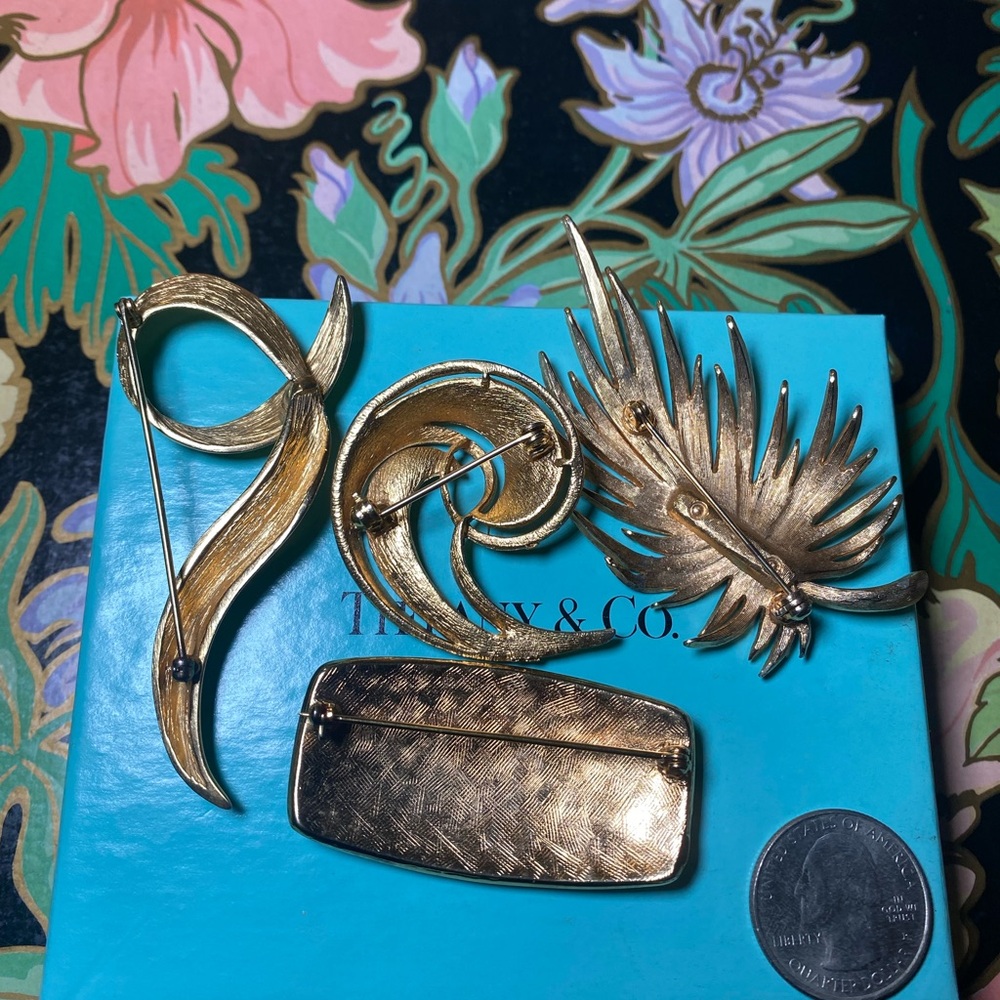 Vintage Brooches - Picture 5 of 6